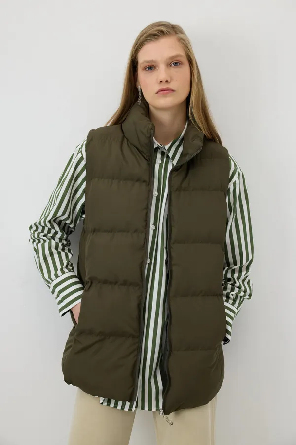 ZIPPED PUFFER VEST ZIPPED PUFFER VEST