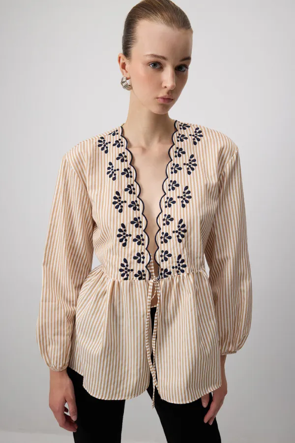 NAKIŞ DETAYLI KİMONO