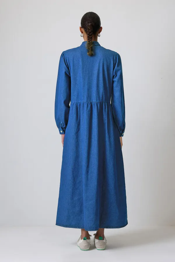 CEP DETAYLI DENİM ELBİSE