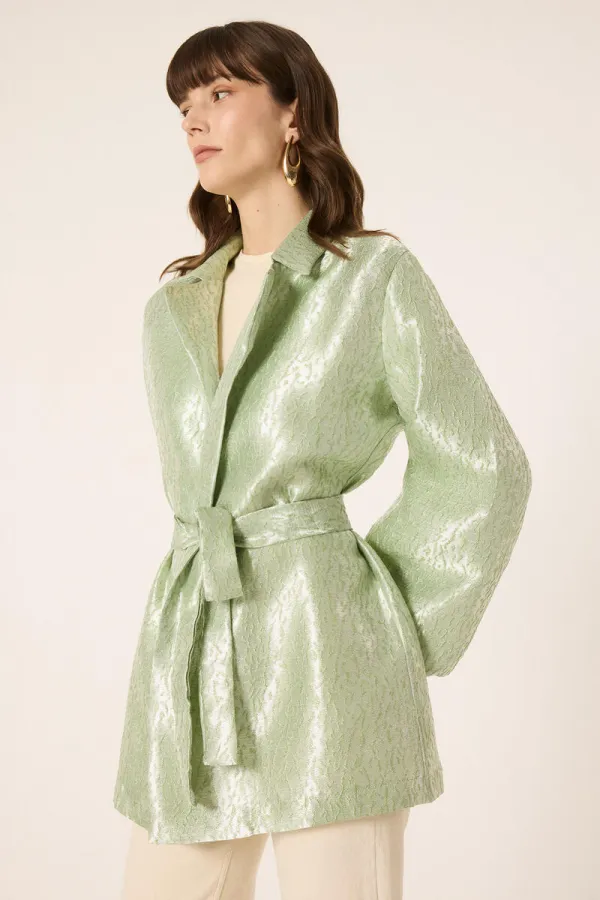 JAKARLI KEMER DETAYLI CEKET