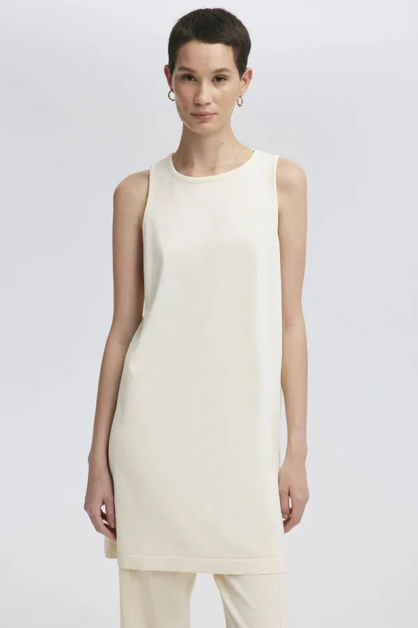 THREE-PIECE KNITTED SET