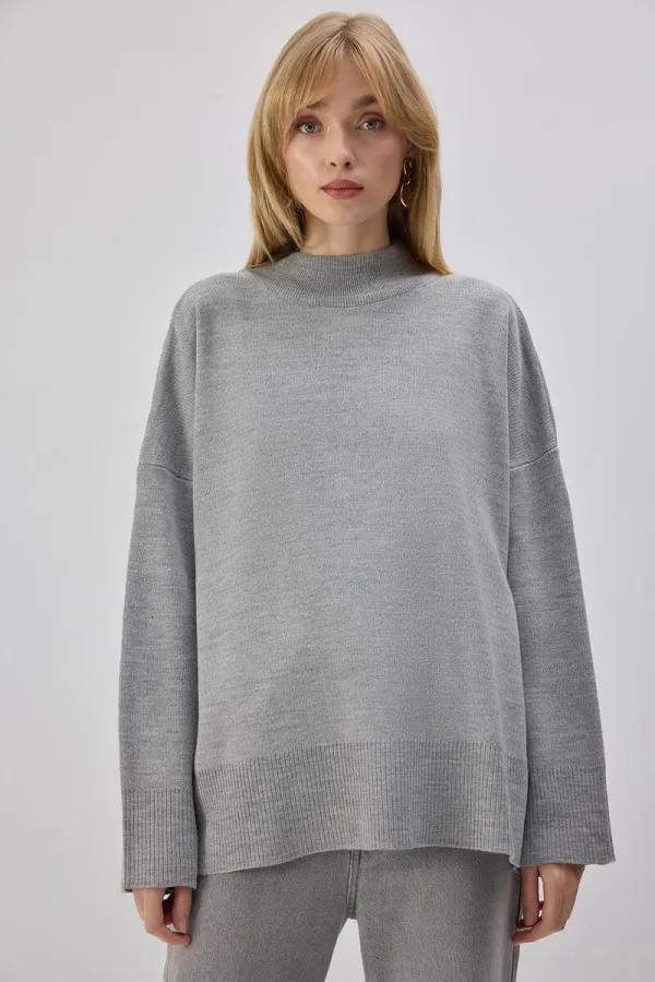 DİK YAKA BASIC TRİKO KAZAK