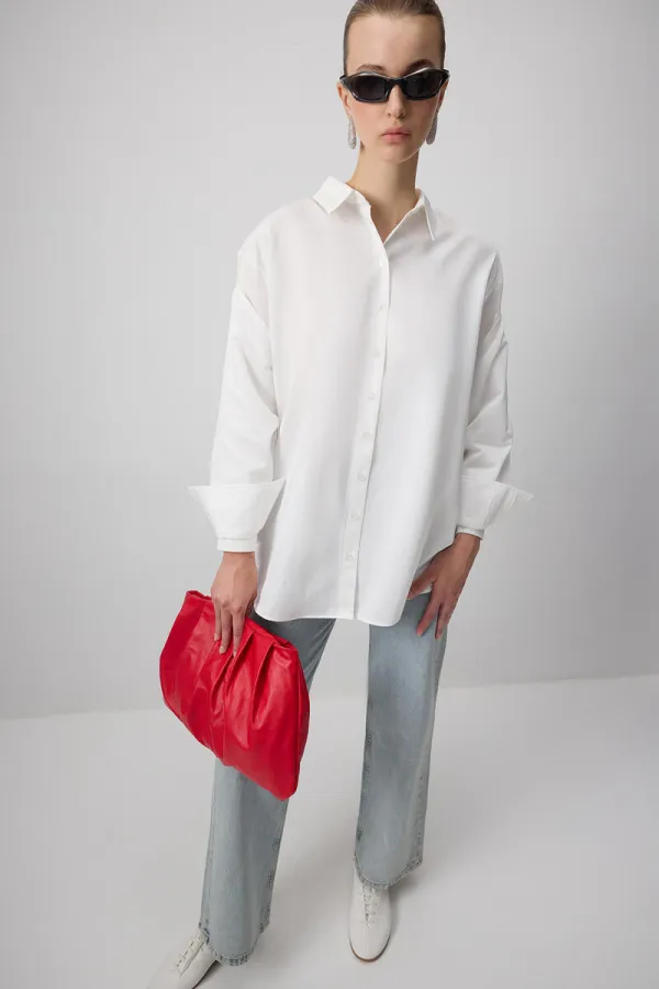 CHEMISE FONCTIONNELLE À NŒUDS