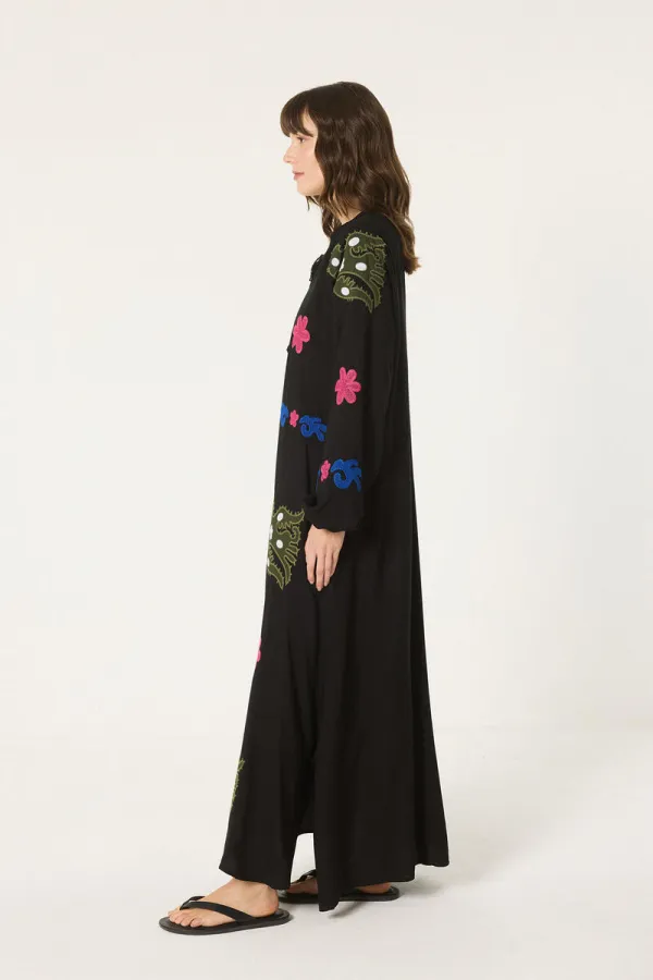 ROBE ETHNIQUE BRODÉE