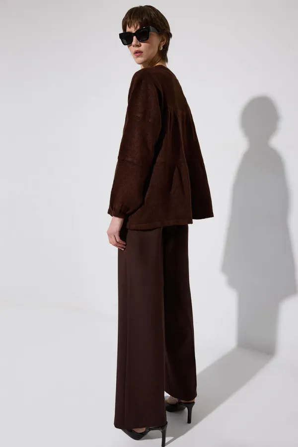 ÖNDEN BAĞLAMALI TRİKO KAZAK