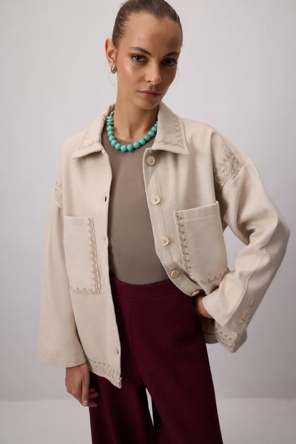 NAKIŞ DETAYLI KAŞE CEKET