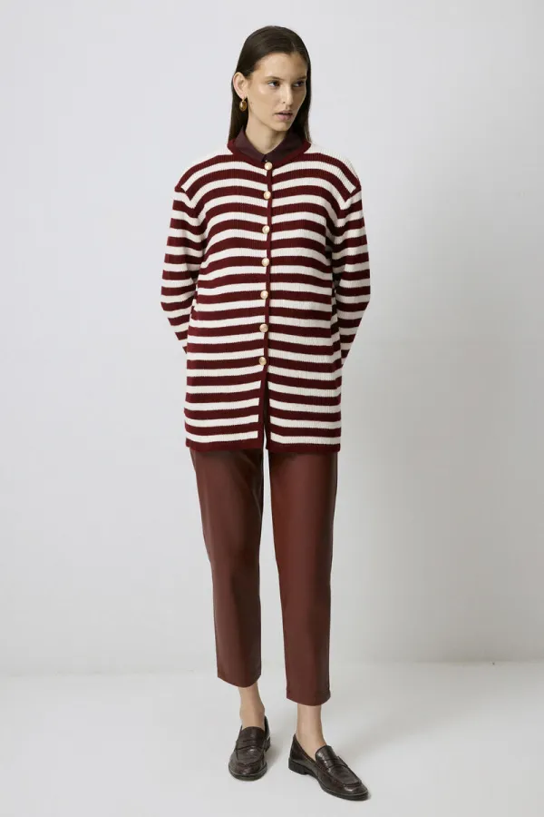 CARDIGAN LONG À BOUTONS DORÉS