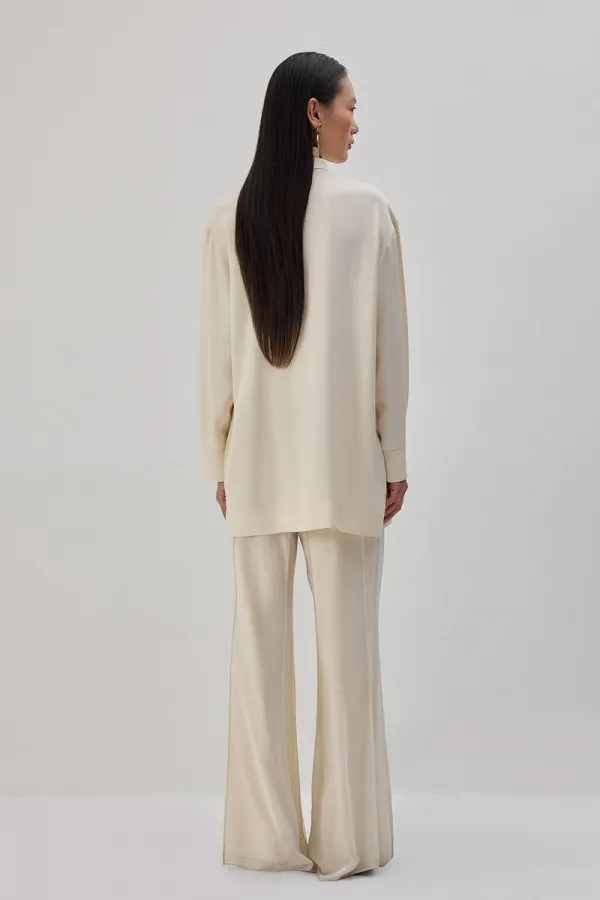 YAKASI BAĞLAMALI DÖKÜMLÜ TUNİK