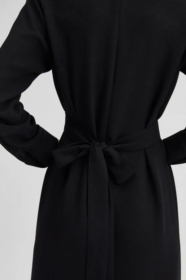 BELİ KEMERLİ KREP ELBİSE