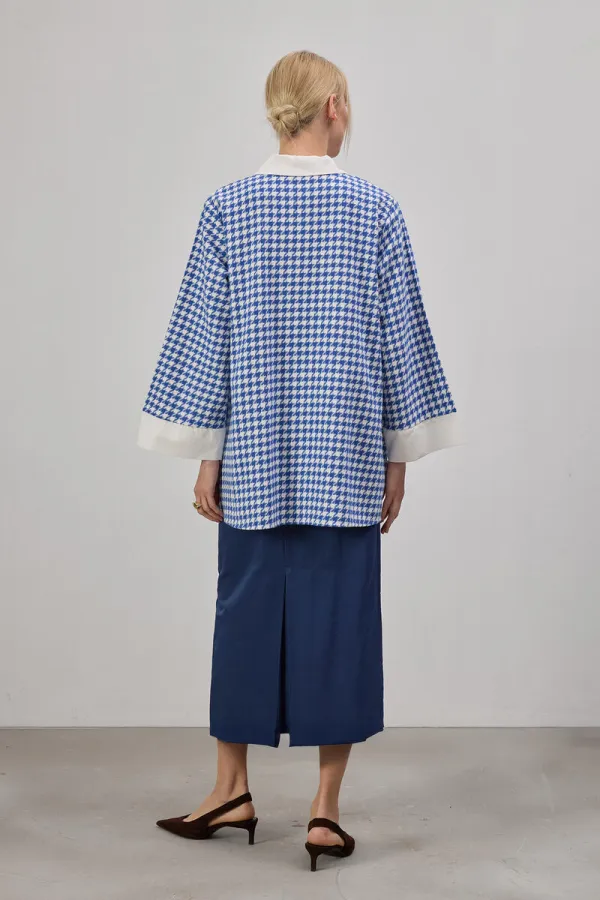 CHEMISE À COL ASYMÉTRIQUE AVEC TWEET