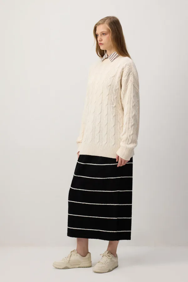 JUPE EN MAILLE AVEC TAILLE ÉLASTIQUE