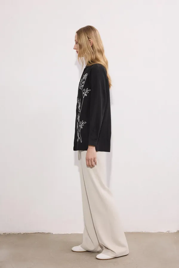 CHEMISE AVEC DÉTAILS DE BRODERIE