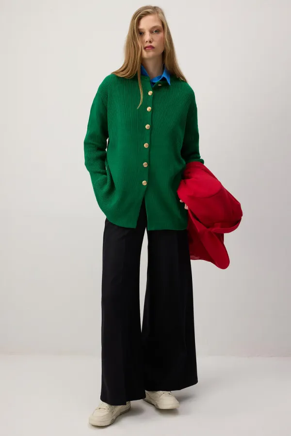 LONG CARDIGAN À BOUTONS DORÉS