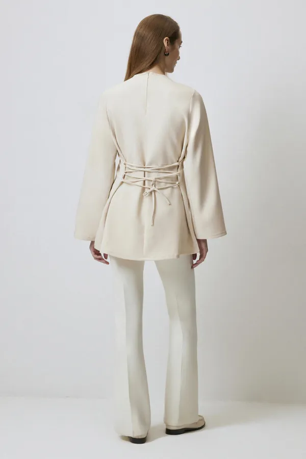 ÇAPRAZ BAĞLAMALI DETAYLI KREP BLUZ