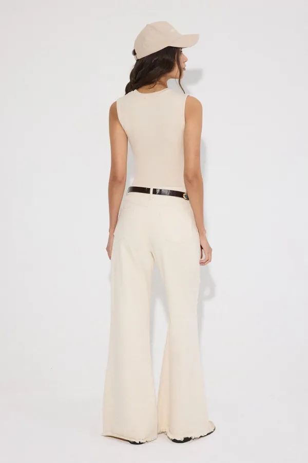 body à col de vélo et boutons-pression