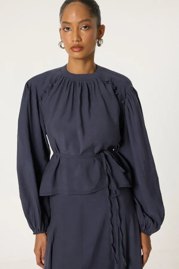 DÜĞME DETAYLI TAKIM