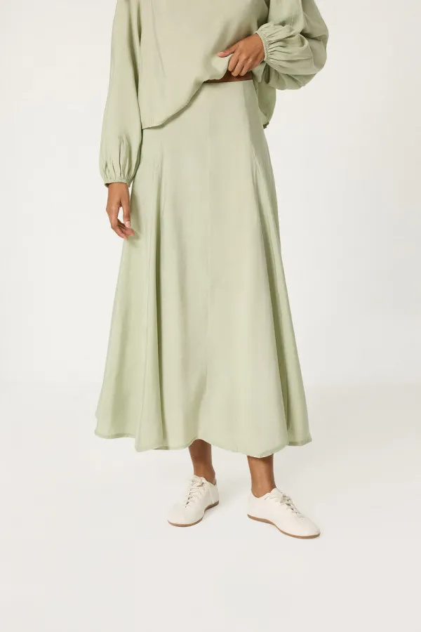 DÜĞME DETAYLI TAKIM