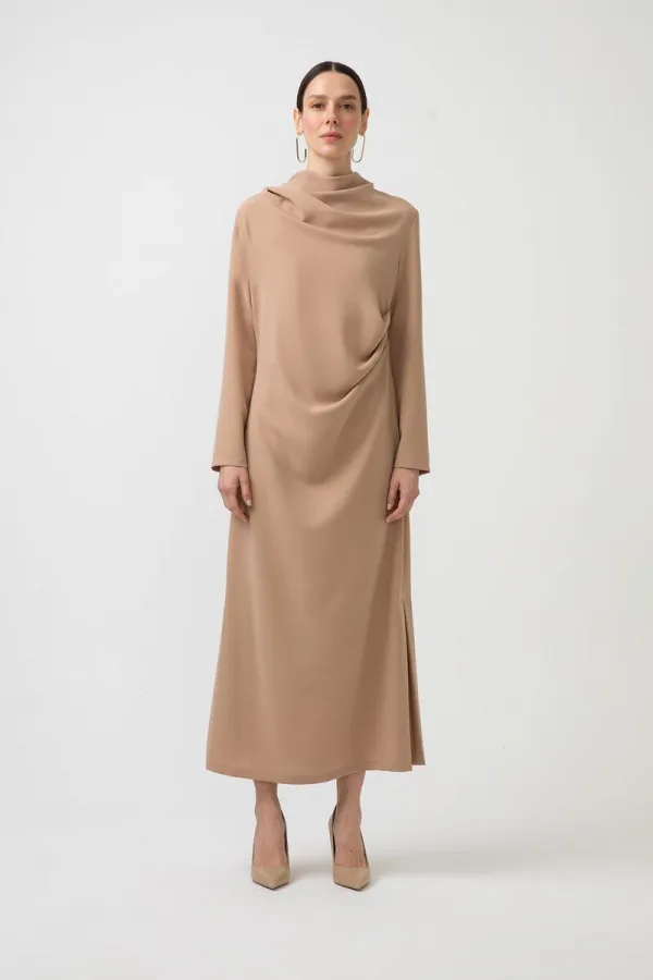 BÜZGÜLÜ KREP ELBİSE