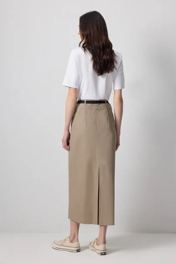 SKIRT WITH WIDE POCKETS