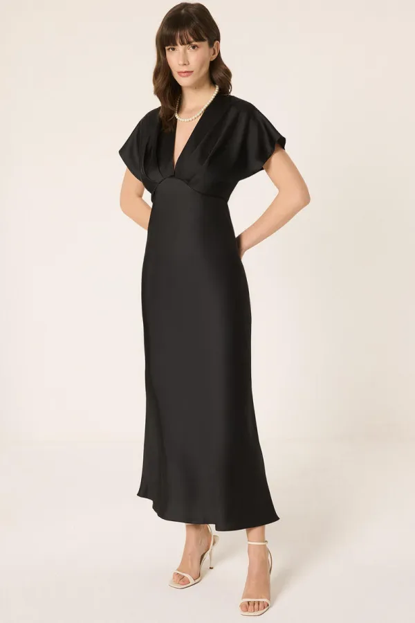 robe en satin à col en V