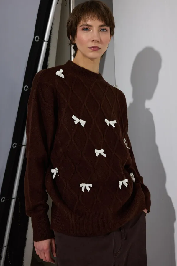 KURDELELİ TRİKO KAZAK