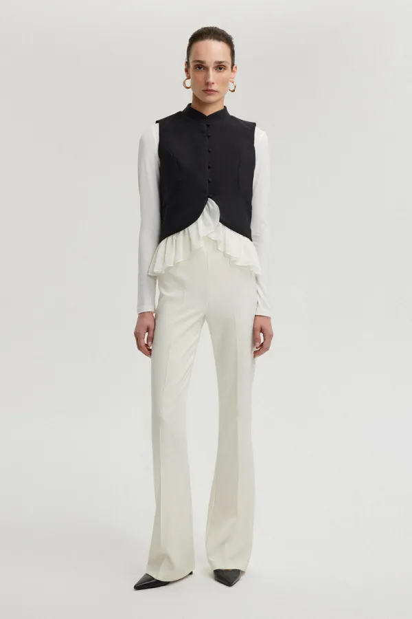 GILET EN CRÊPE À GARNITURE EN MOUSSELINE