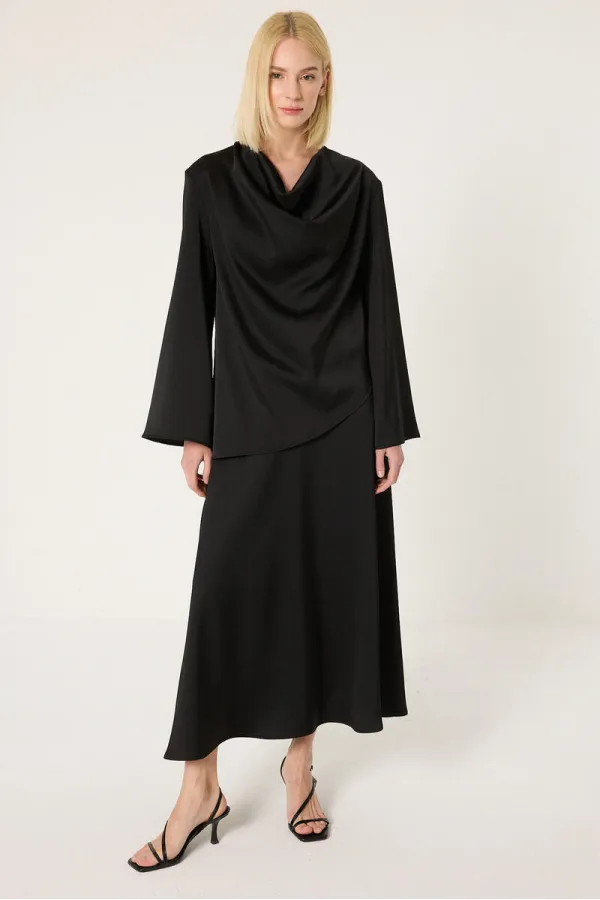 Ensemble 2 pièces en satin à col drapé