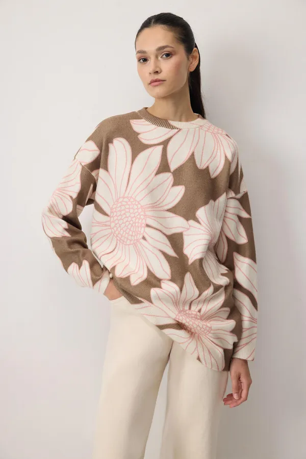 PULL À MOTIFS FLEURS