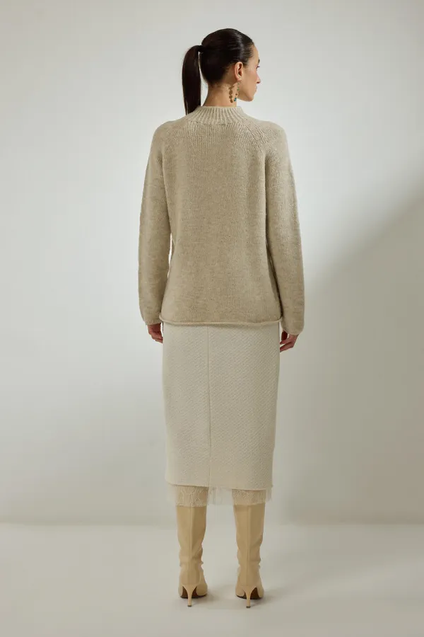 DİK YAKA TRİKO KAZAK