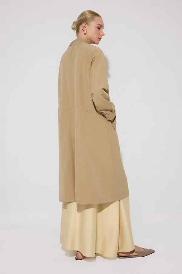 Maxi-size trench coat