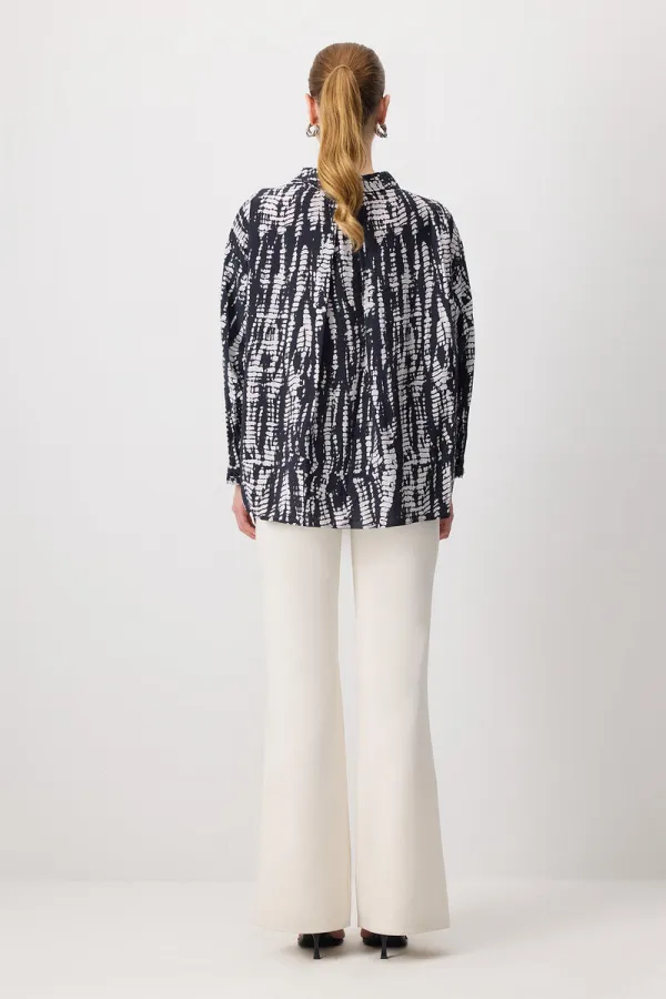 CHEMISE EN VISCOSE À MOTIFS CHEMISE EN VISCOSE À MOTIFS