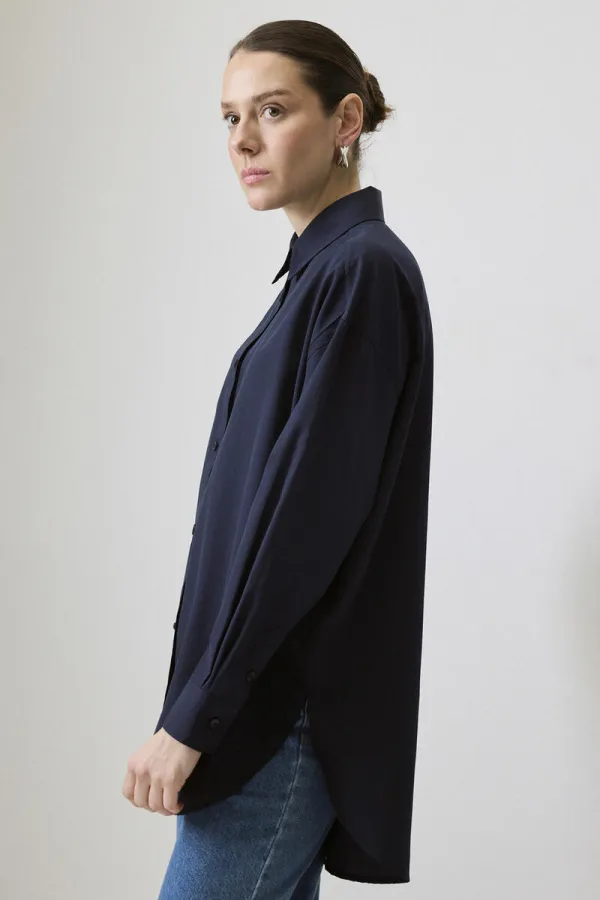 OVERSIZE FIT POPLIN SHIRT
