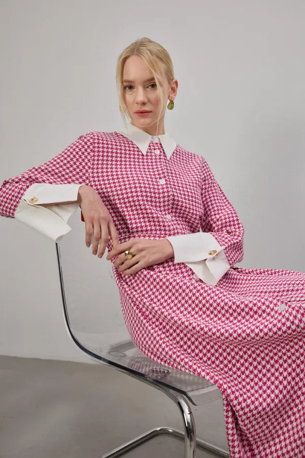 Houndstooth pattern tweed dress Houndstooth pattern tweed dress