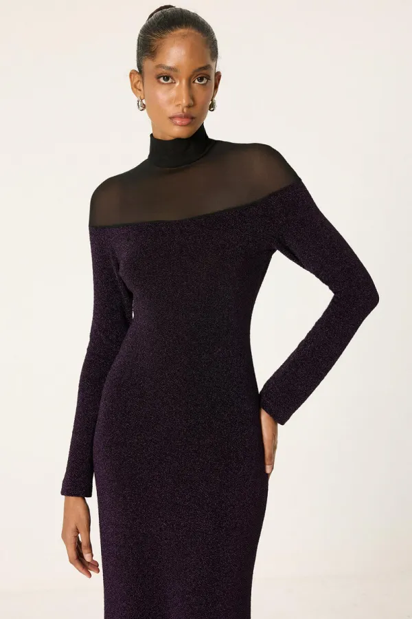 SİM DETAYLI UZUN KOLLU ELBİSE