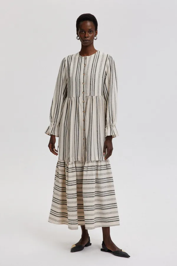 NATUREL DOKULU ÇİZGİLİ ELBİSE