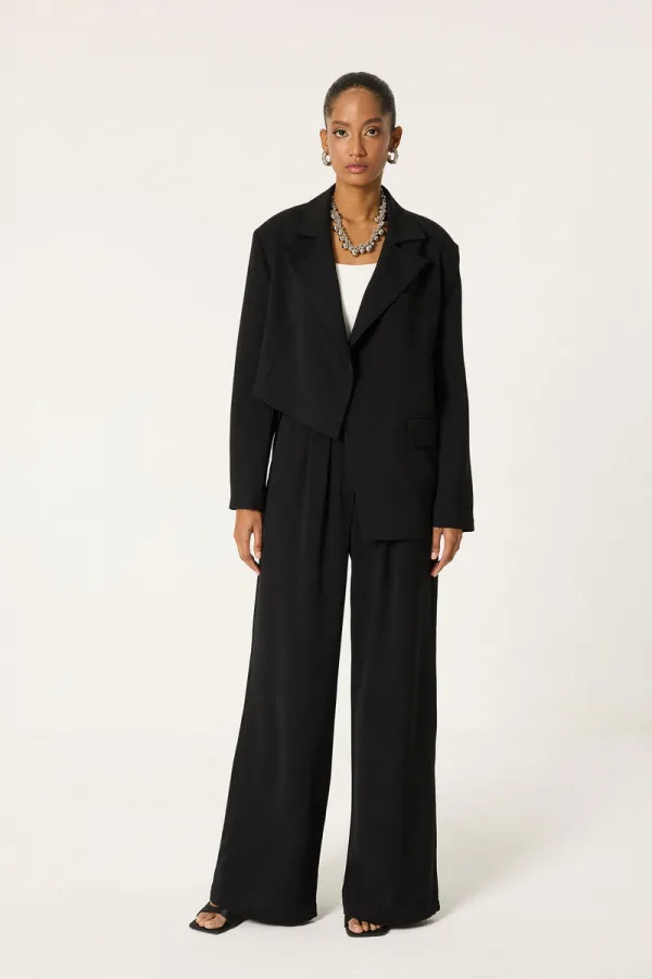 ENSEMBLE VESTE ET PANTALON ASYMÉTRIQUE