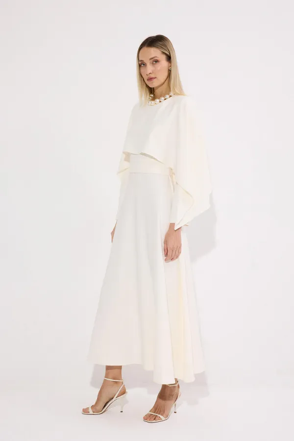 ROBE CAPE À CEINTURE