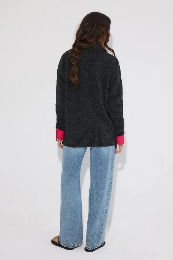 POLO YAKA DÜĞMELİ TRİKO KAZAK