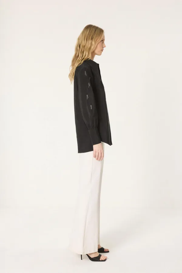 ASİMETRİK YAKA TAŞLI KUPRA GÖMLEK