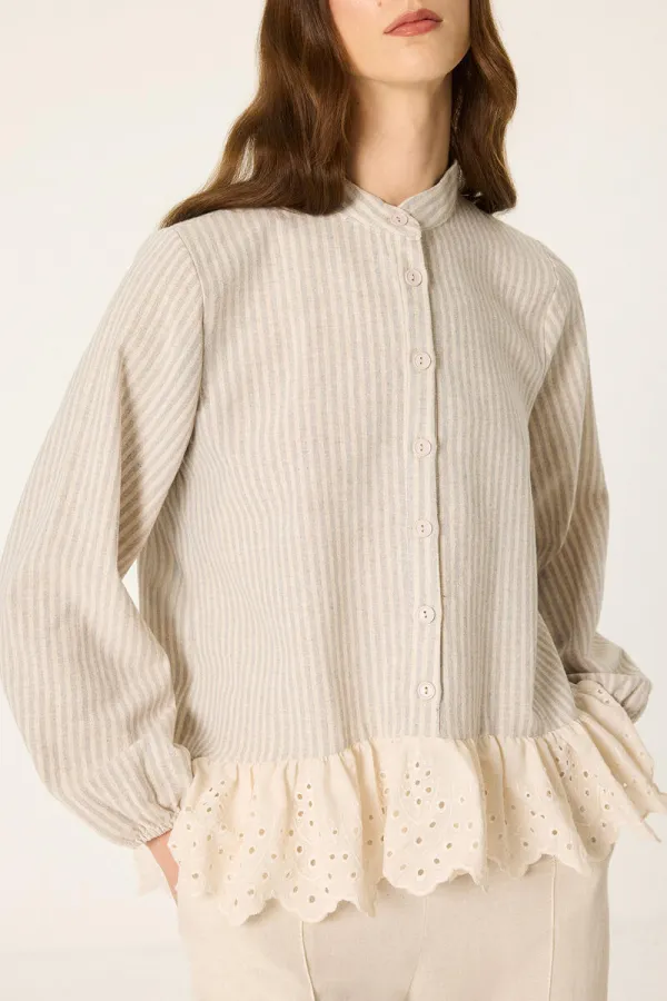 DANTELLİ KETEN BLUZ