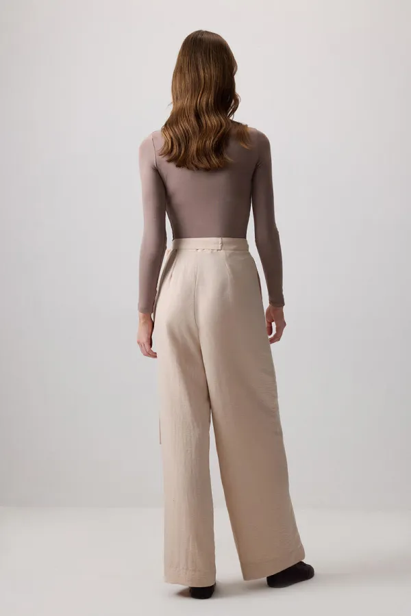 BUCKLE DETAIL WRAPPED PANTS