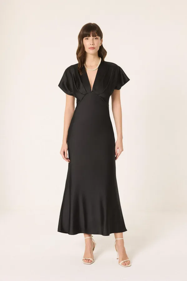 robe en satin à col en V