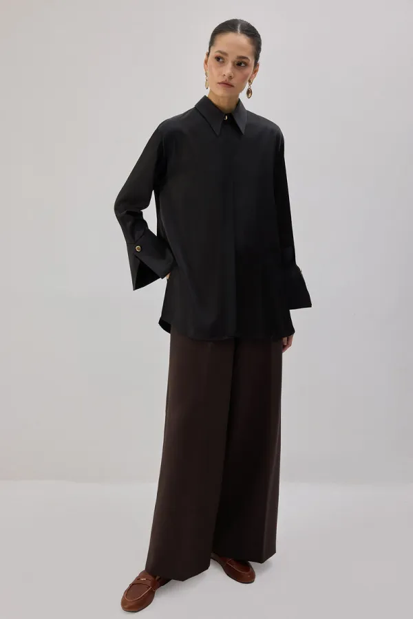 WIDE-CUFFS SATIN SHIRT