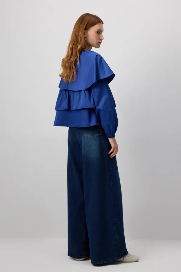 CHEMISE COURTE À VOLANTS