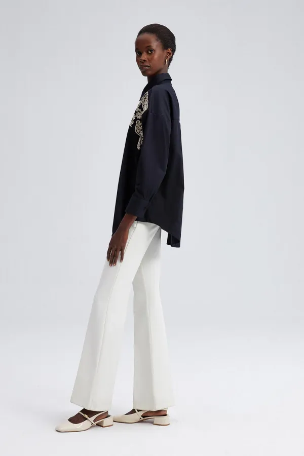 OVERSIZE SHIRT WITH EMBROIDERED FRONT