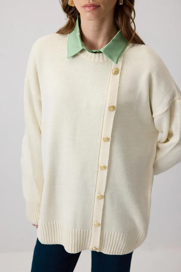 DÜĞME DETAYLI TRİKO KAZAK