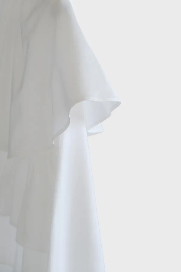 CHEMISE COURTE À VOLANTS