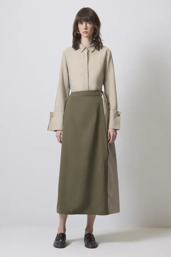 CONTRASTING COLORED SKIRT CONTRASTING COLORED SKIRT