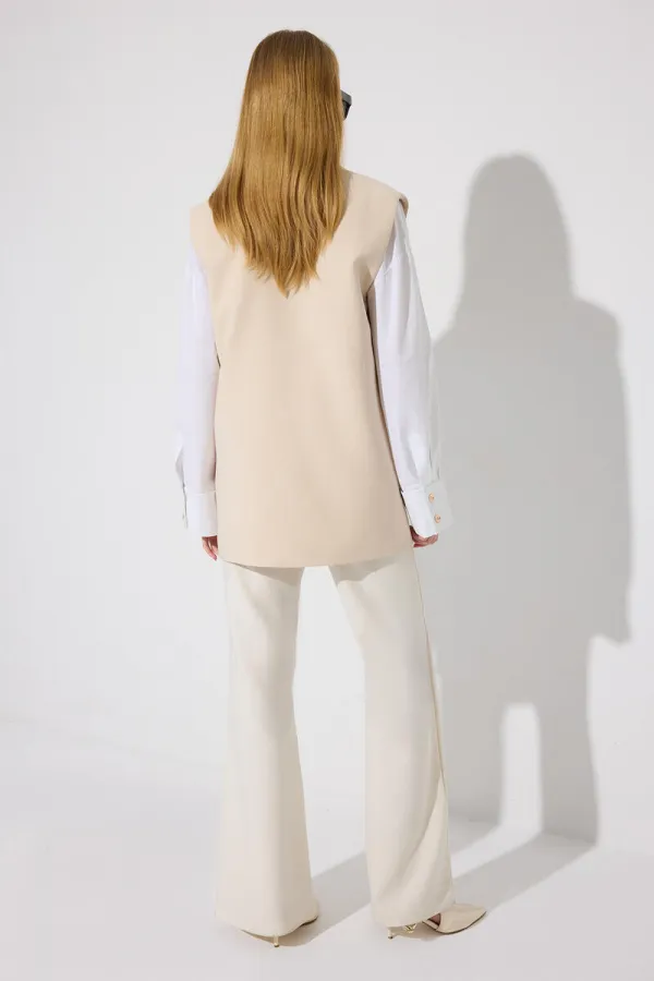 DÜĞME DETAYLI KREP YELEK