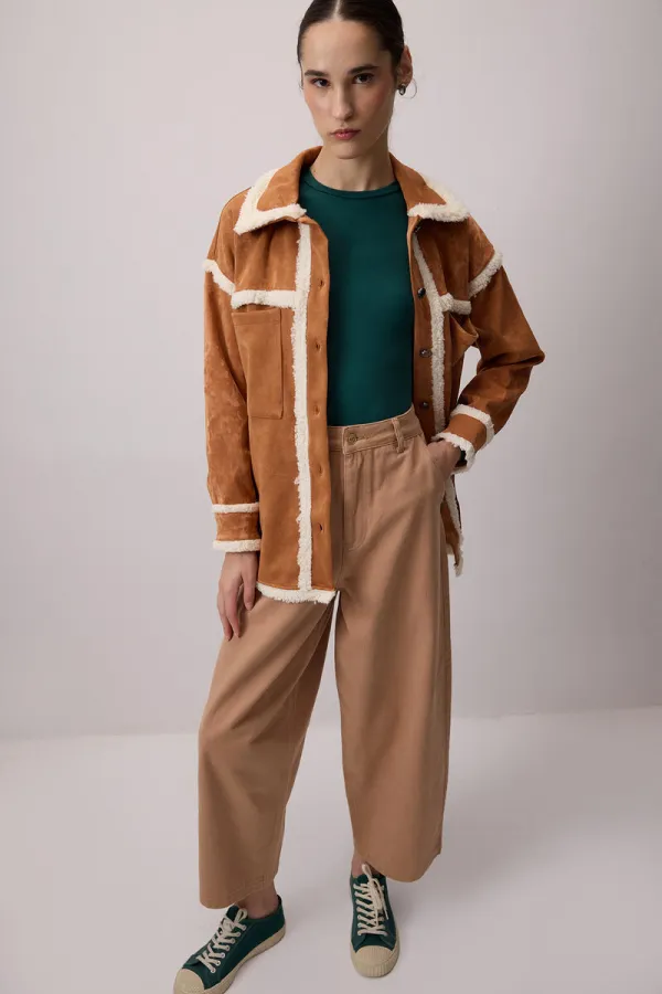 PELUŞ DETAYLI SÜET GÖMLEK